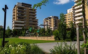 Ch Apartments Urban Plaza